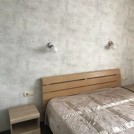Квартира На Петра Мстиславца 1 *